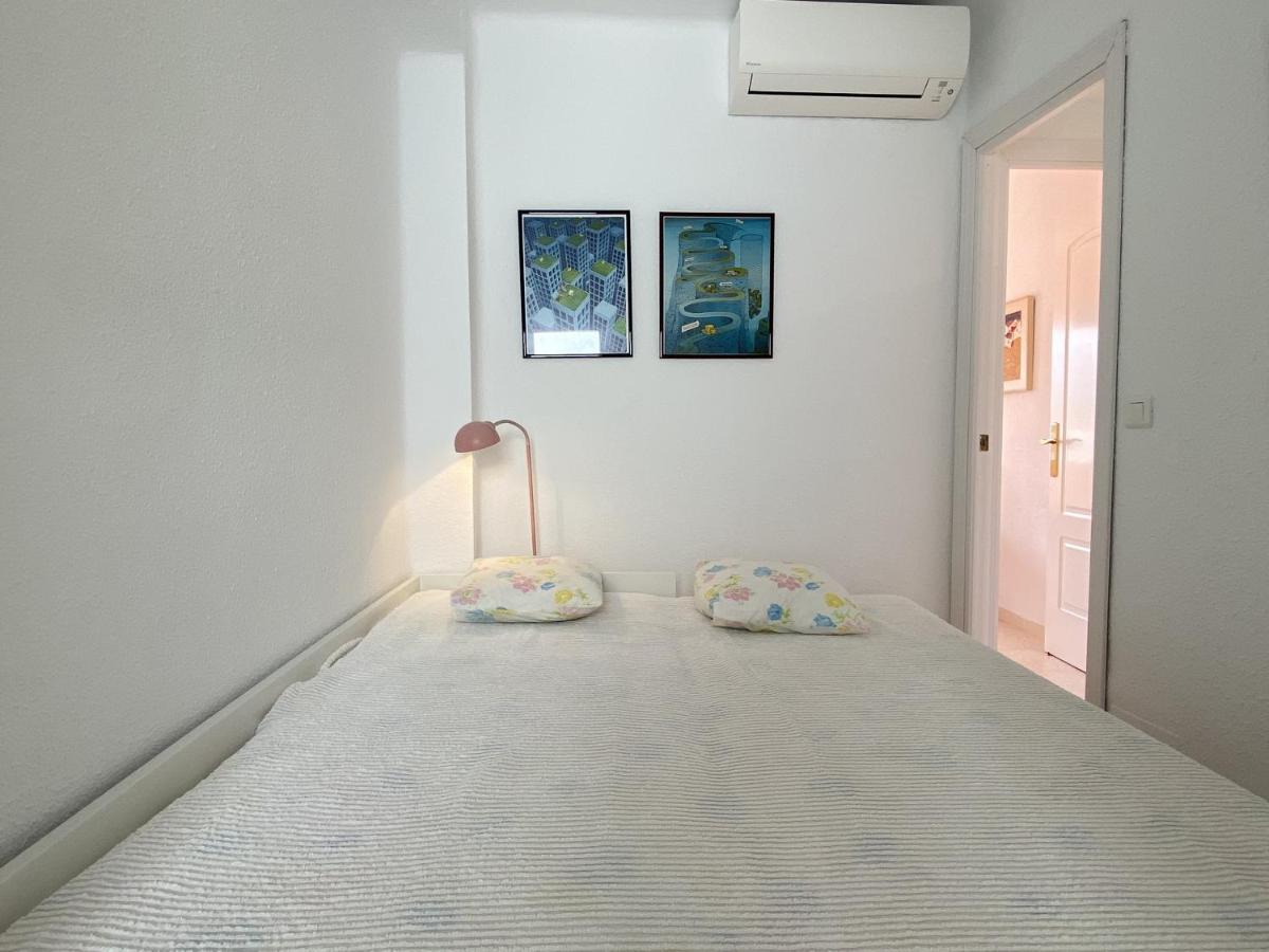 Coronado 73 Apartments Casasol Нерха Екстериор снимка